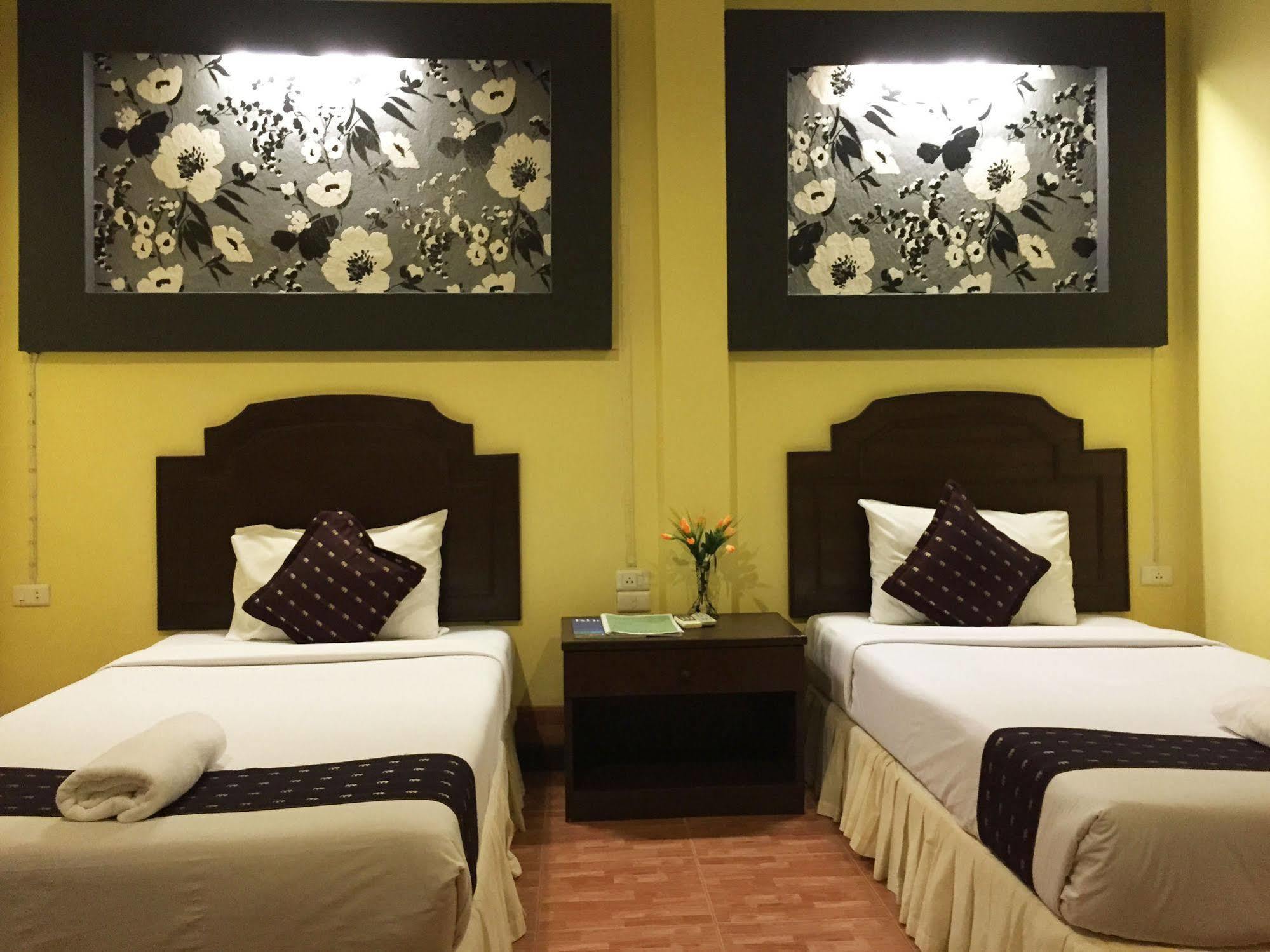 Khaolak Grand City Khao Lak Eksteriør billede